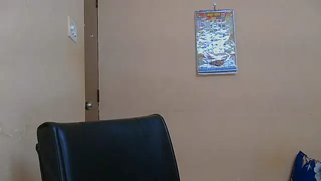 Cute-Simmi69 live sex cam