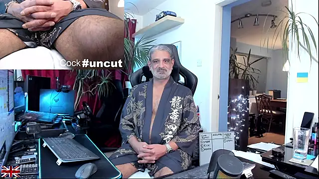 OnlineBossUK live sex cam