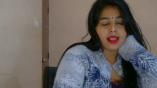 Cute-Simmi69's cam snapshot