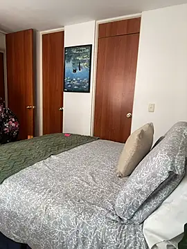 Aimilayne's cam snapshot