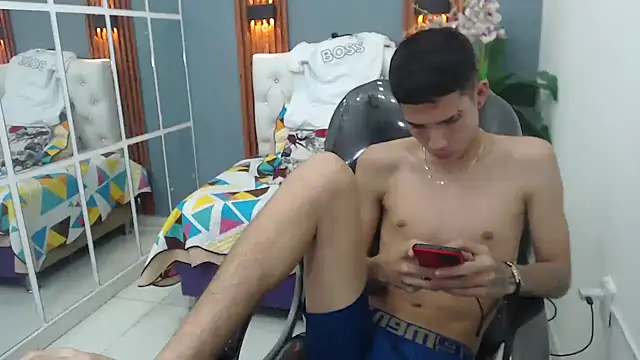 paul_ponce live sex cam