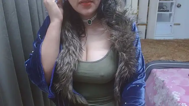 Lovelywife786 live sex cam