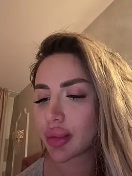 AshleySinn live sex cam