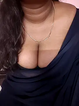 Keerthee_'s cam snapshot