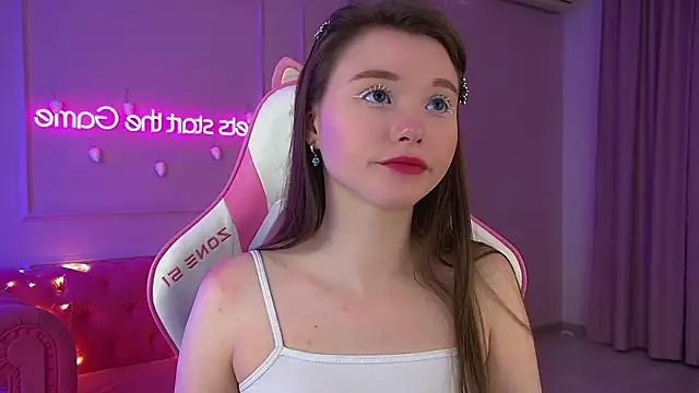 KeiraAsti's cam snapshot