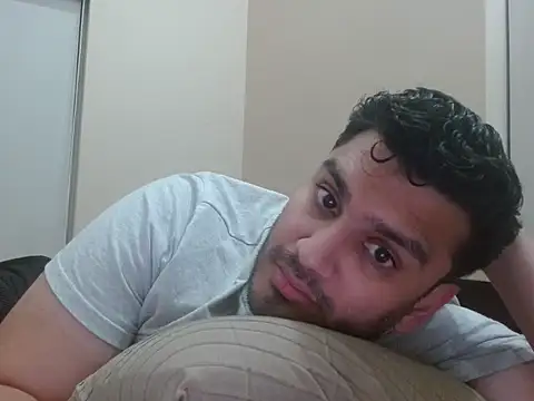 robintoit live sex cam