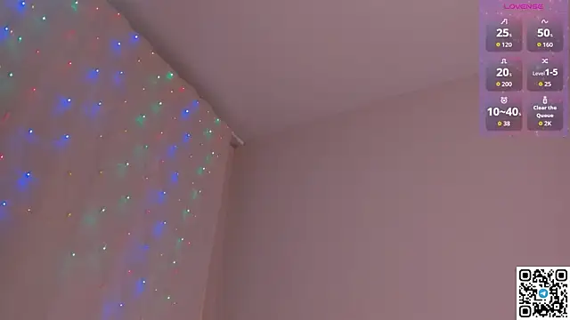 emmelieflorence's cam snapshot