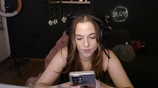 Luna_Lynn's cam snapshot