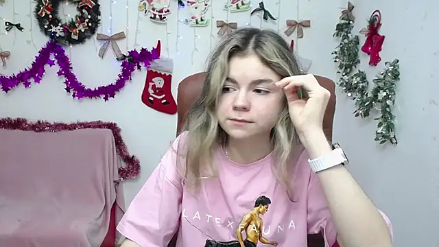 TinaRedly's cam snapshot