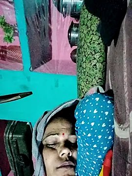 Pooja750's cam snapshot