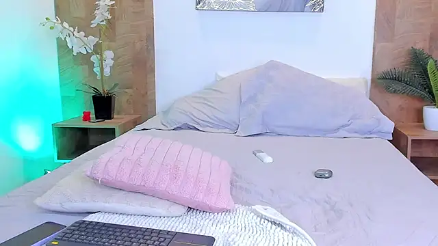 isabella_winkler's cam snapshot