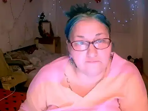 BlondyBigBoobs live sex cam