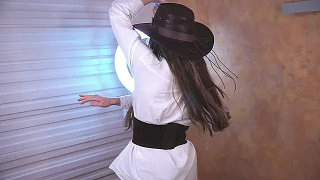 LeenaPuita live sex cam