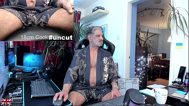 OnlineBossUK live sex cam