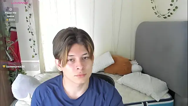 Felix_kitty live sex cam