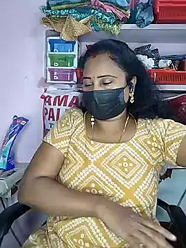 Tamil_devagi live sex cam