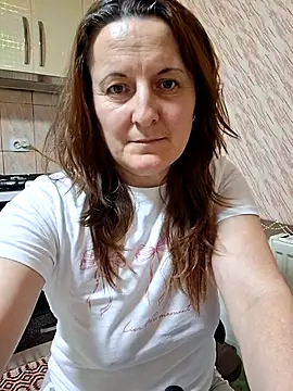 Sweet-milf- live sex cam