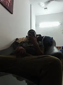 vardh033's cam snapshot