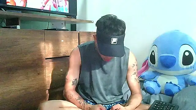 Glen_connor_11's cam snapshot