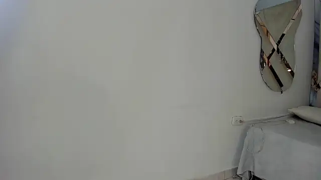 Ladymadinght's cam snapshot