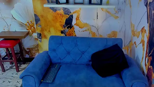 Chuck_LatinBoy's cam snapshot