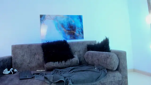 KamiSuarez live sex cam