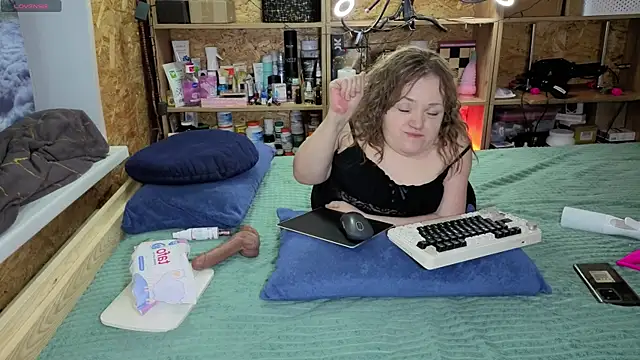 MiniNatalie live sex cam