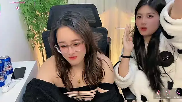 NEWONETO's cam snapshot