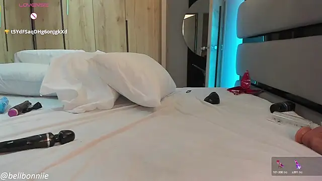 belllbonniie live sex cam
