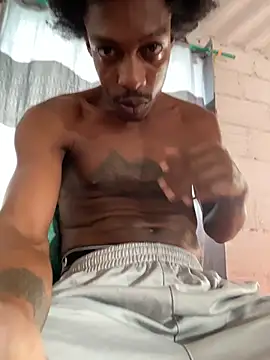 Larry-n-clouds's cam snapshot