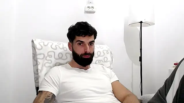 Verycutex's cam snapshot