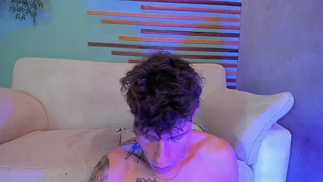 french_sexx's cam snapshot