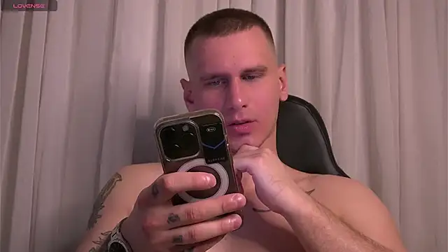 vance_rulez's cam snapshot