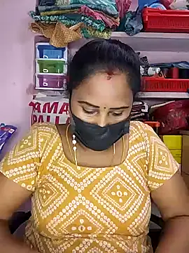 Tamil_devagi's cam snapshot