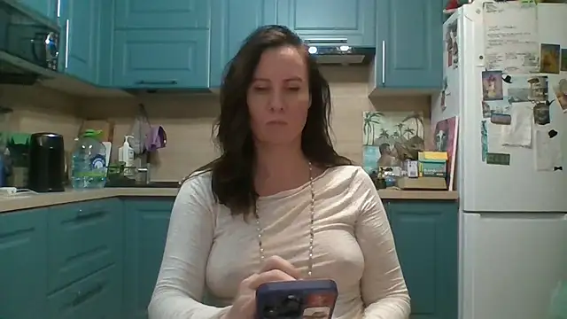 ALICAINWONDERLAND's cam snapshot