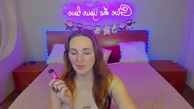 MagicEyess live sex cam