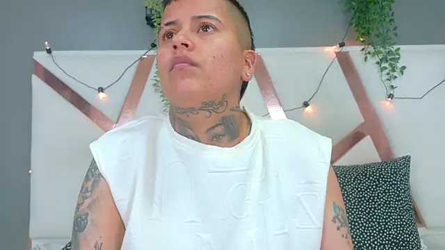 ScarlettVex__ live sex cam