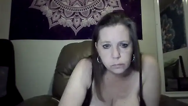 curvymaturemaryjane's cam snapshot