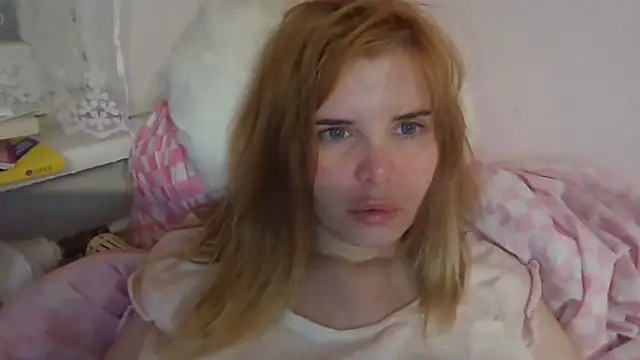 HornyElena's cam snapshot