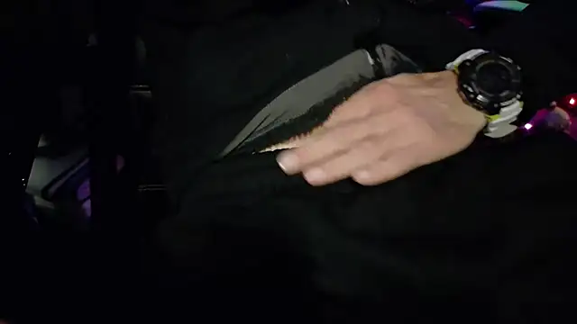 Chrisatmiami's cam snapshot