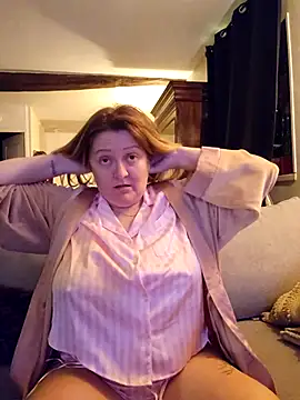 lady_charlyne live sex cam