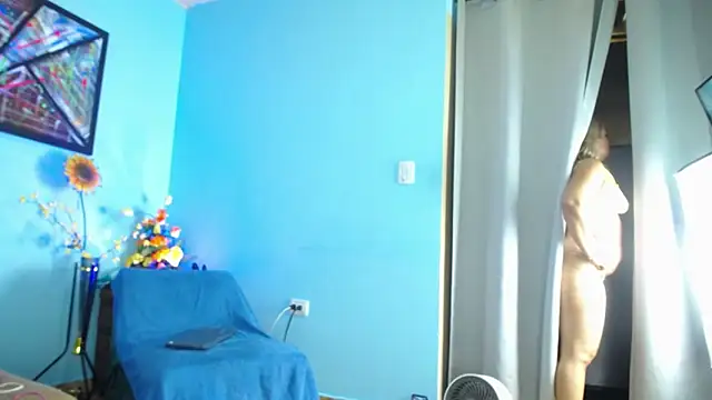 Iivana_19's cam snapshot