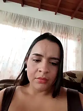 Julieth_hot-69's cam snapshot