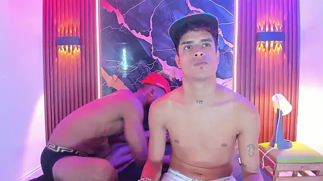 Lucky_boys__X live sex cam