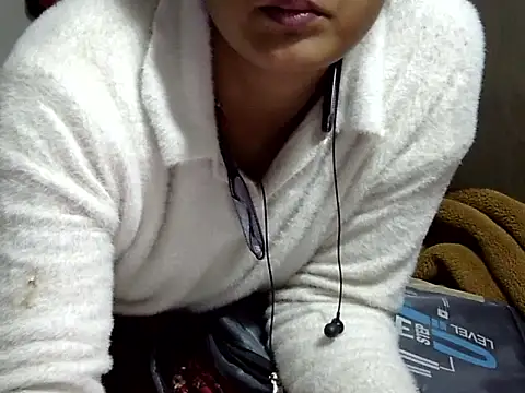 Hot_Princess2000's cam snapshot