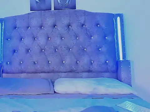 helenaa_ross's cam snapshot