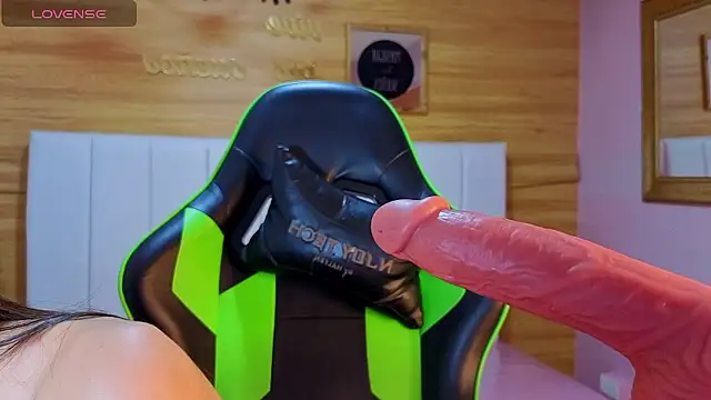 Abril_Velvet_a_'s cam snapshot