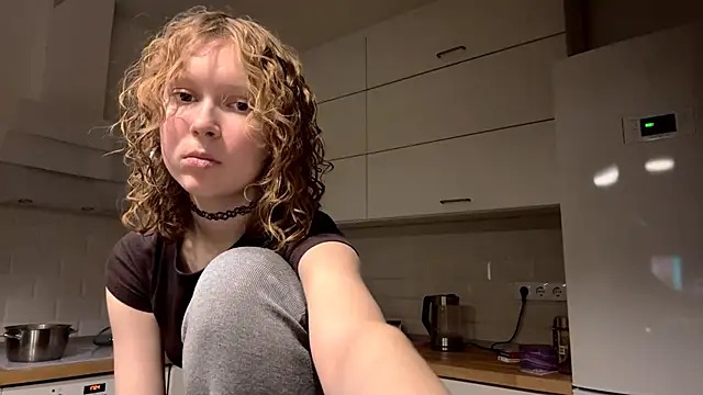 ElfriedaZwack's cam snapshot