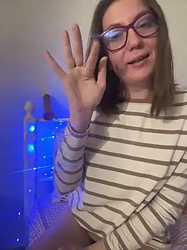 BeatriceTender's cam snapshot