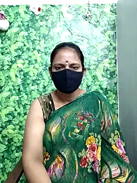 Queen-Neha's cam snapshot